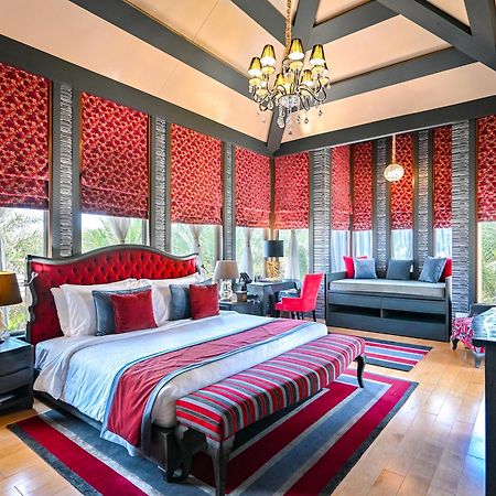 รีฟ รีสอร์ต Hotel มานามา ภายนอก รูปภาพ A bedroom at The Oberoi, Mumbai