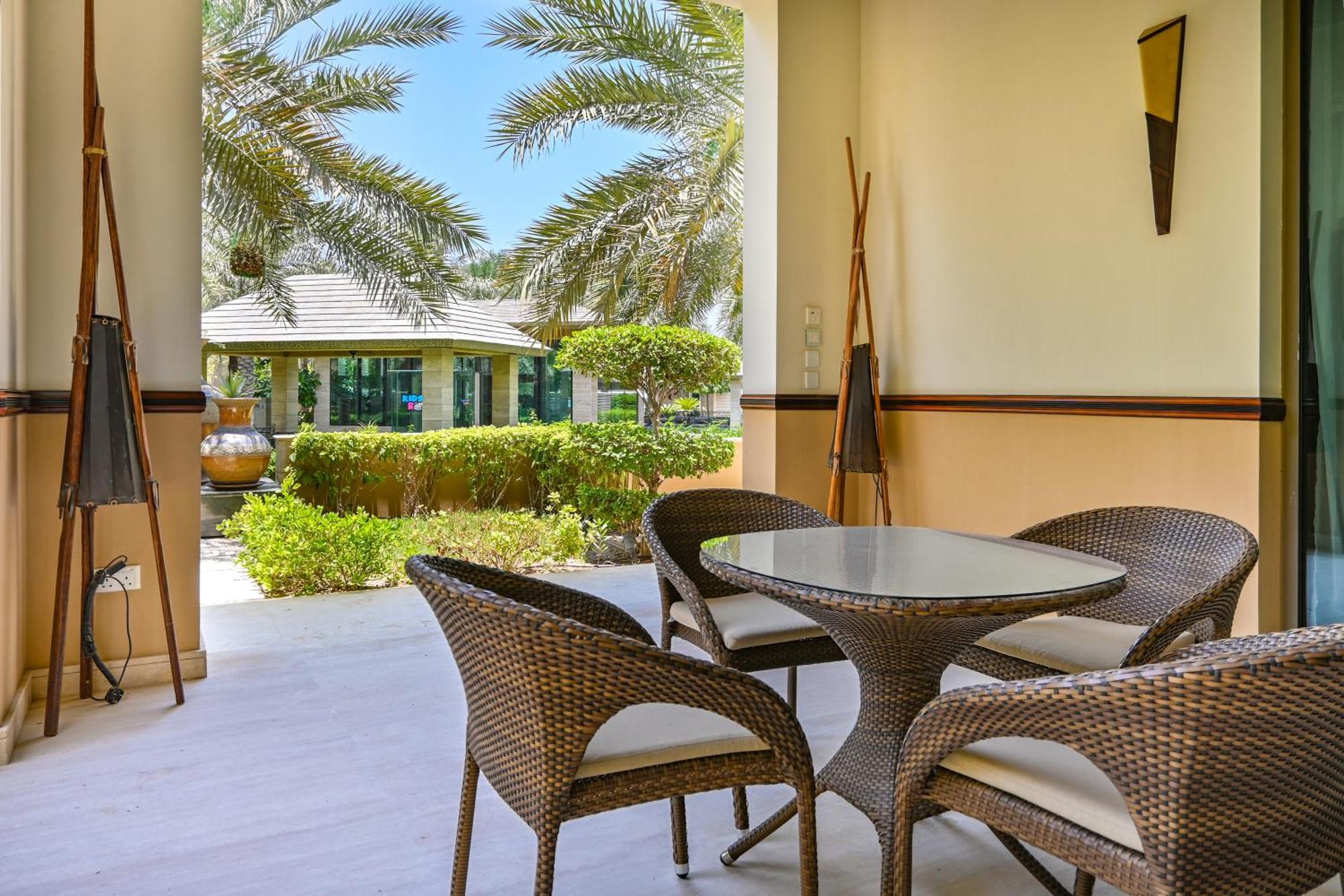 รีฟ รีสอร์ต Hotel มานามา ภายนอก รูปภาพ The Palm Beach Club